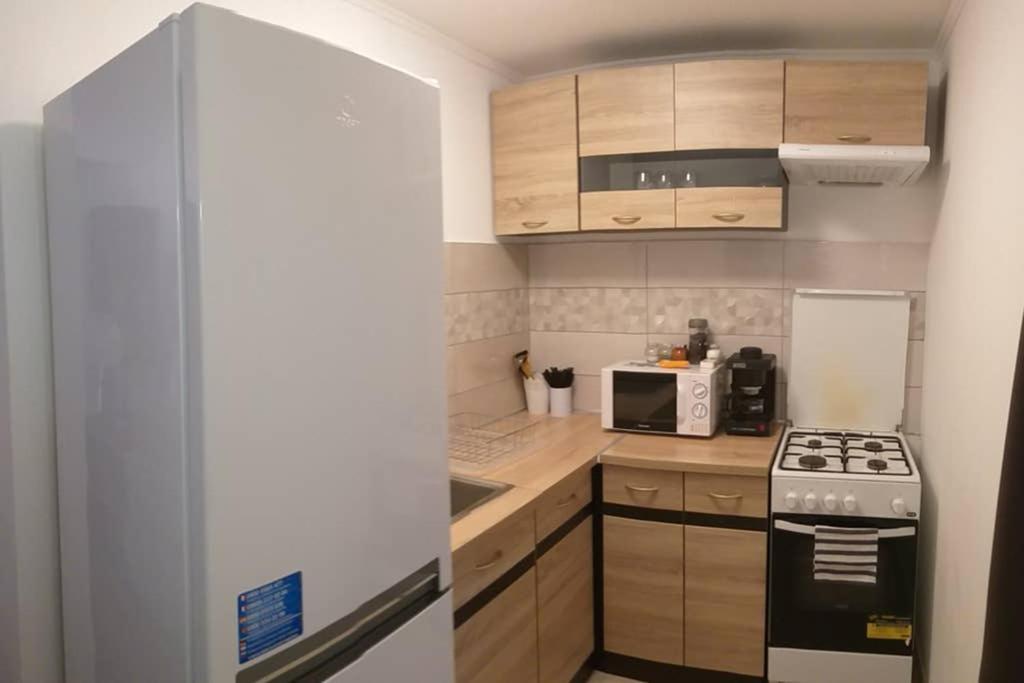 Toelgyerdo Apartman Veroce Exterior photo